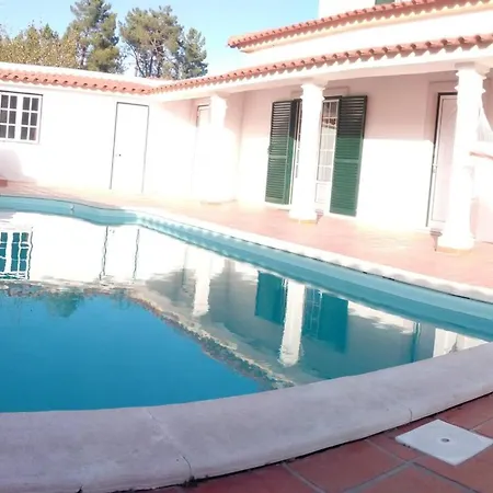 Villa Modern With Private Pool In Ferreira do Zezere